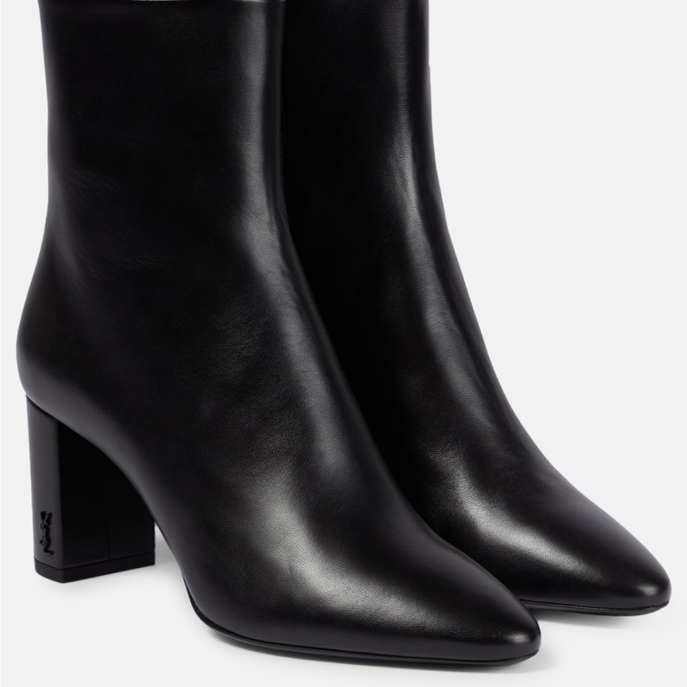 Saint Laurent
Lou Leather Ankle Booties - Picture 1 of 16